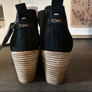 TOMS Women's Black Ankle Boots